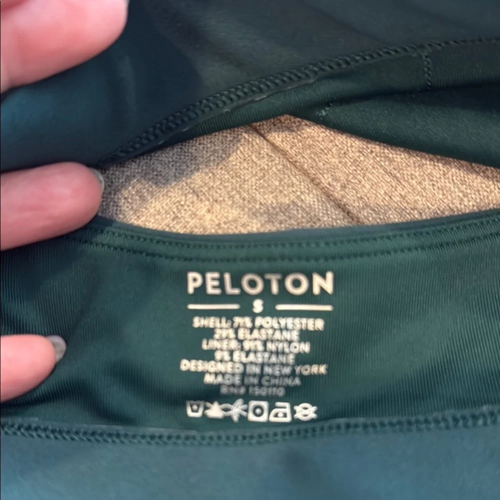 Peloton Cadent O-Ring one shoulder bra. NWT